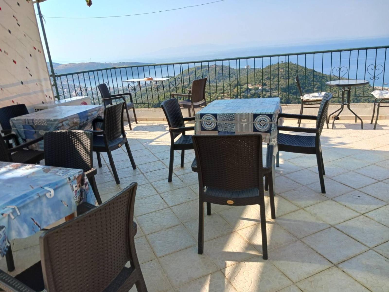 Janis Castle Apartment Himara Kültér fotó