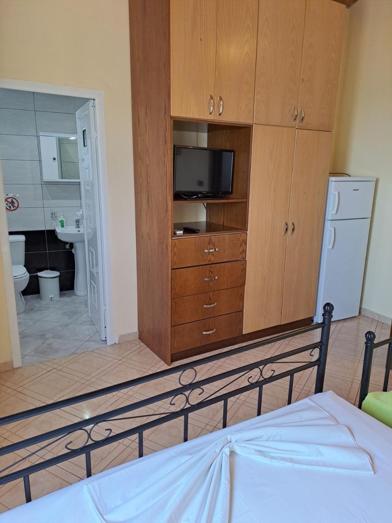 Janis Castle Apartment Himara Kültér fotó
